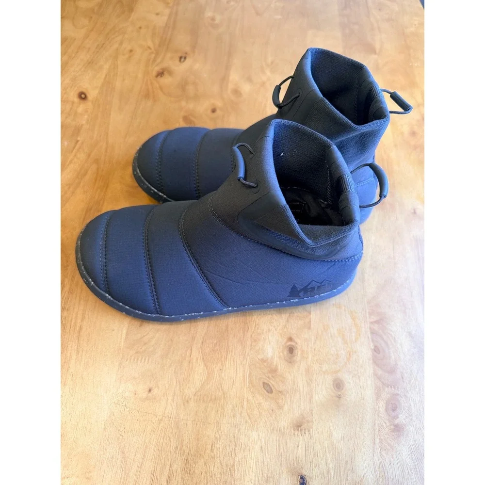 REI Co-op Campwell Insulated Booties Black Quilted Camp Slippers Womens 7